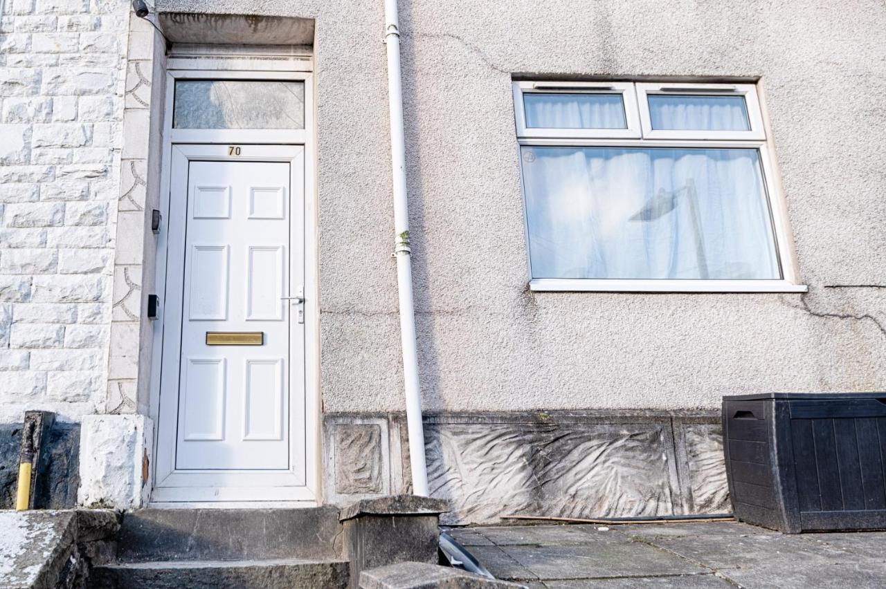 City Centre, Parking, Smart Tv'S In All Rooms Swansea Bagian luar foto