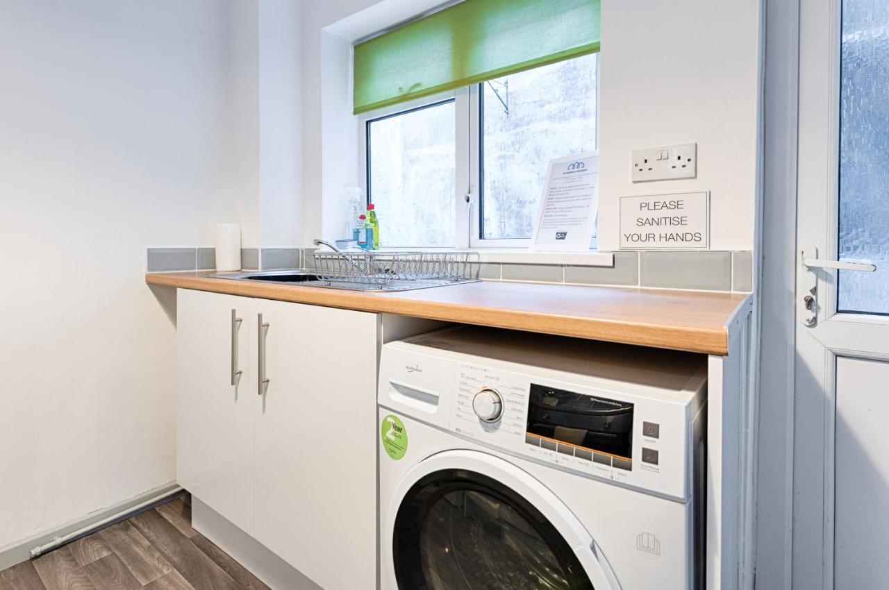 City Centre, Parking, Smart Tv'S In All Rooms Swansea Bagian luar foto